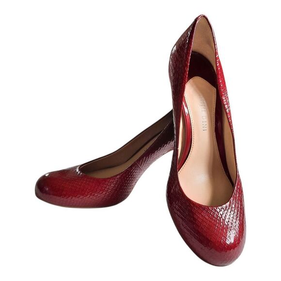 Gianni Bini Red Heels Classic Elegance - Picture 1 of 7